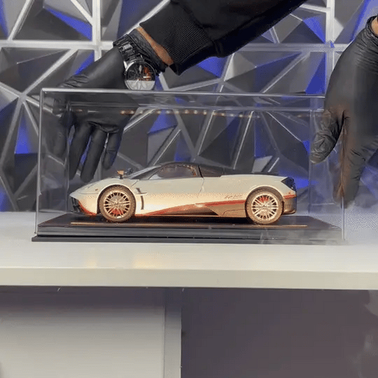Pagani Huayra 1:18 Diecast Model – Koleksiyonluk Premium Hypercar